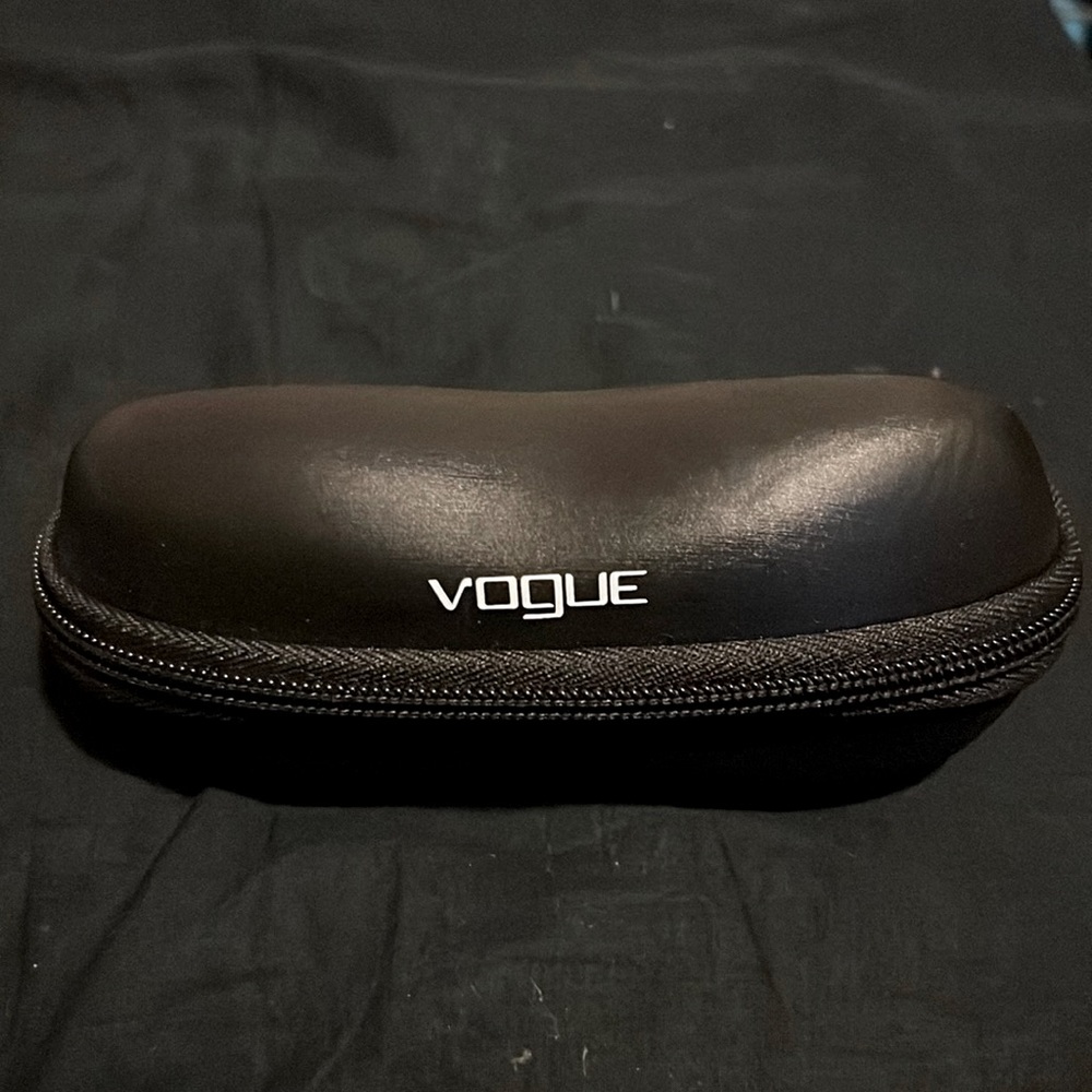 Vogue glasses with case